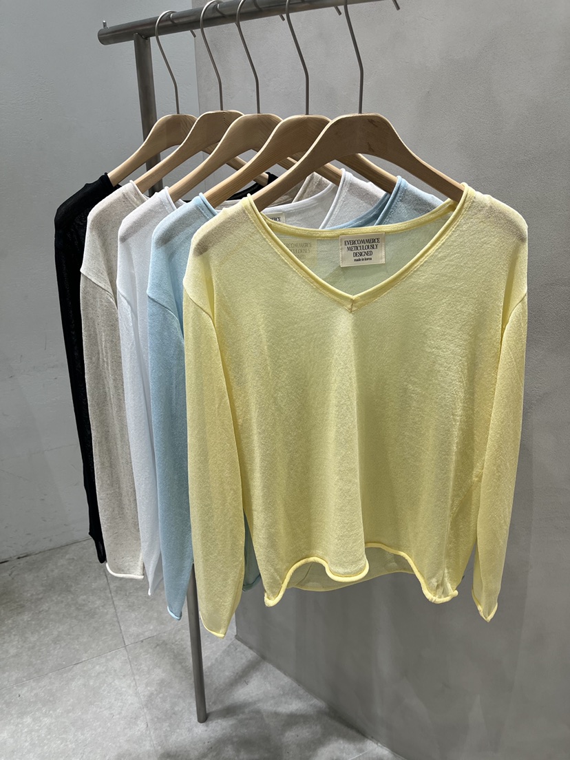 EVERCOMMERCE METICULOUSLY DESIGNED韓國直郵女士新款熱賣針織衫EVERCOMMERCE METICULOUSLY DESIGNED針織衫