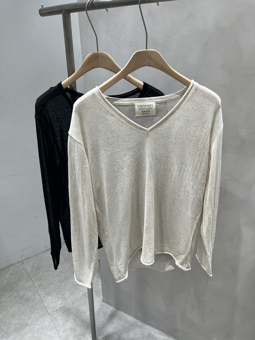 EVERCOMMERCE METICULOUSLY DESIGNED韓國直郵女士新款熱賣針織衫EVERCOMMERCE METICULOUSLY DESIGNED針織衫