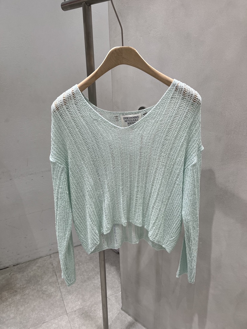 EVERCOMMERCE METICULOUSLY DESIGNED韓國東大門代購女裝新款人氣針織衫EVERCOMMERCE METICULOUSLY DESIGNED針織衫圖色2