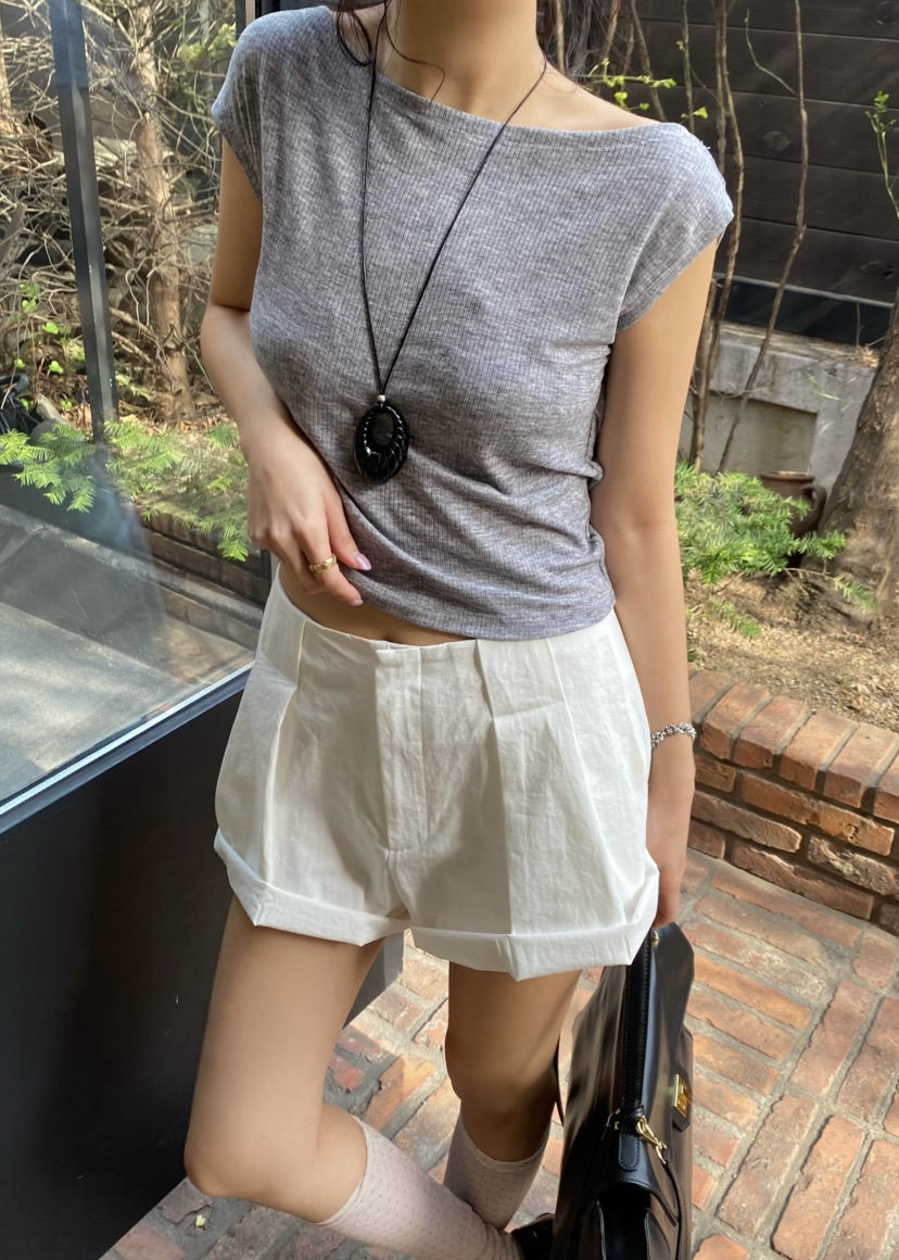 OUPPT韓國東大門直郵女士新款推薦時尚人氣熱賣休閑T恤羅紋OUPPTT恤圖色3