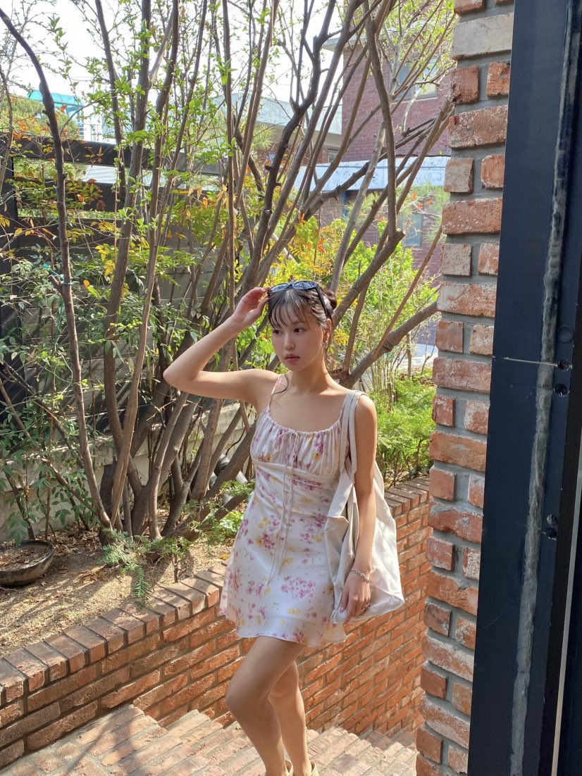 OUPPT韓國東大門代購女裝新款人氣時尚26春夏熱賣推薦連衣裙OUPPT連衣裙