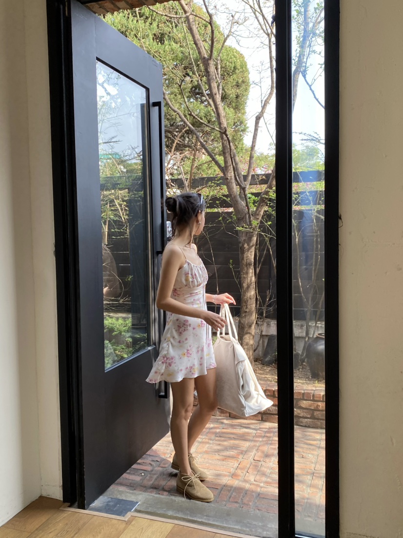 OUPPT韓國東大門代購女裝新款人氣時尚26春夏熱賣推薦連衣裙OUPPT連衣裙