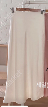 FORMSTUDIO/ATELIENNE韓國直郵實拍女裝新款26春夏長裙Sale緞面長款FORMSTUDIO/ATELIENNE長裙圖色1