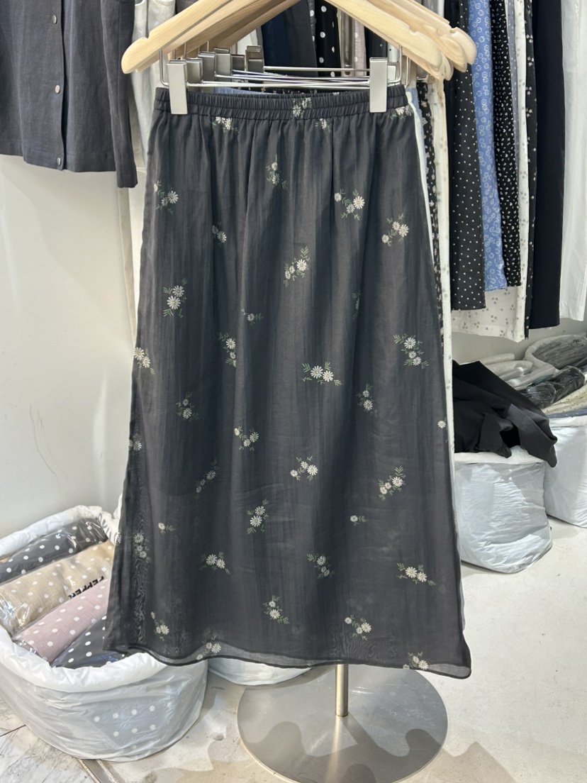 PEPPER-L韓國直郵女裝新品推薦人氣時尚職業熱賣26春夏長裙PEPPER長裙