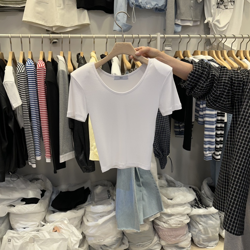 Q C韓國東大門直郵女士新款推薦熱賣時尚職業人氣T恤羅紋Republlc of qcT恤圖色1