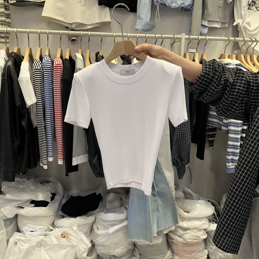 Q C韓國東大門直郵女裝新款推薦職業人氣時尚T恤圓領羅紋Republlc of qcT恤圖色1