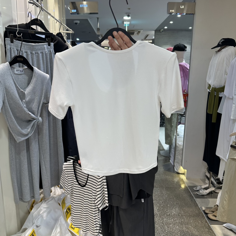 STAR-L韓國代購女士新款推薦熱賣時尚職業人氣休閑26春夏T恤STAR-LT恤
