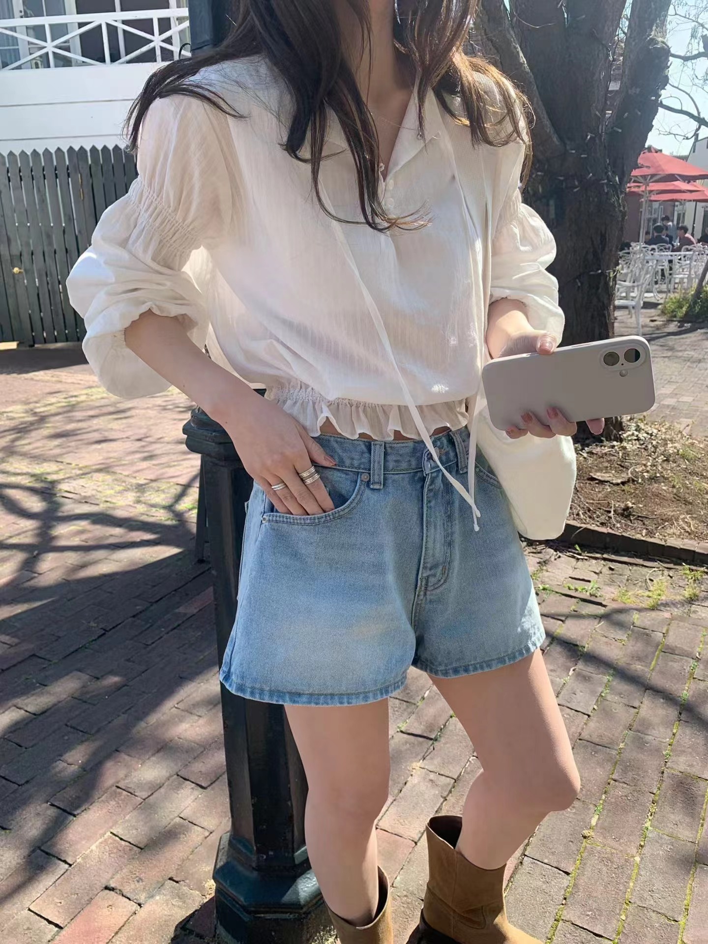 MELLOUNGE-멜라운지-T韓國東大門直郵女裝新款職業襯衫蕾絲衫MELLOUNGE-2件起襯衫/蕾絲衫