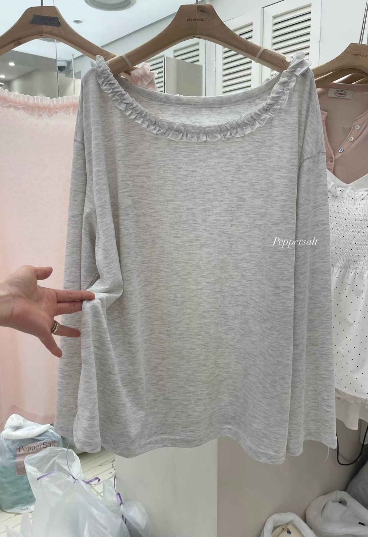PEPPER 페페韓國直郵女士新品時尚推薦職業休閑26春夏長袖T恤PEPPER-SEOUL長袖T恤圖色2