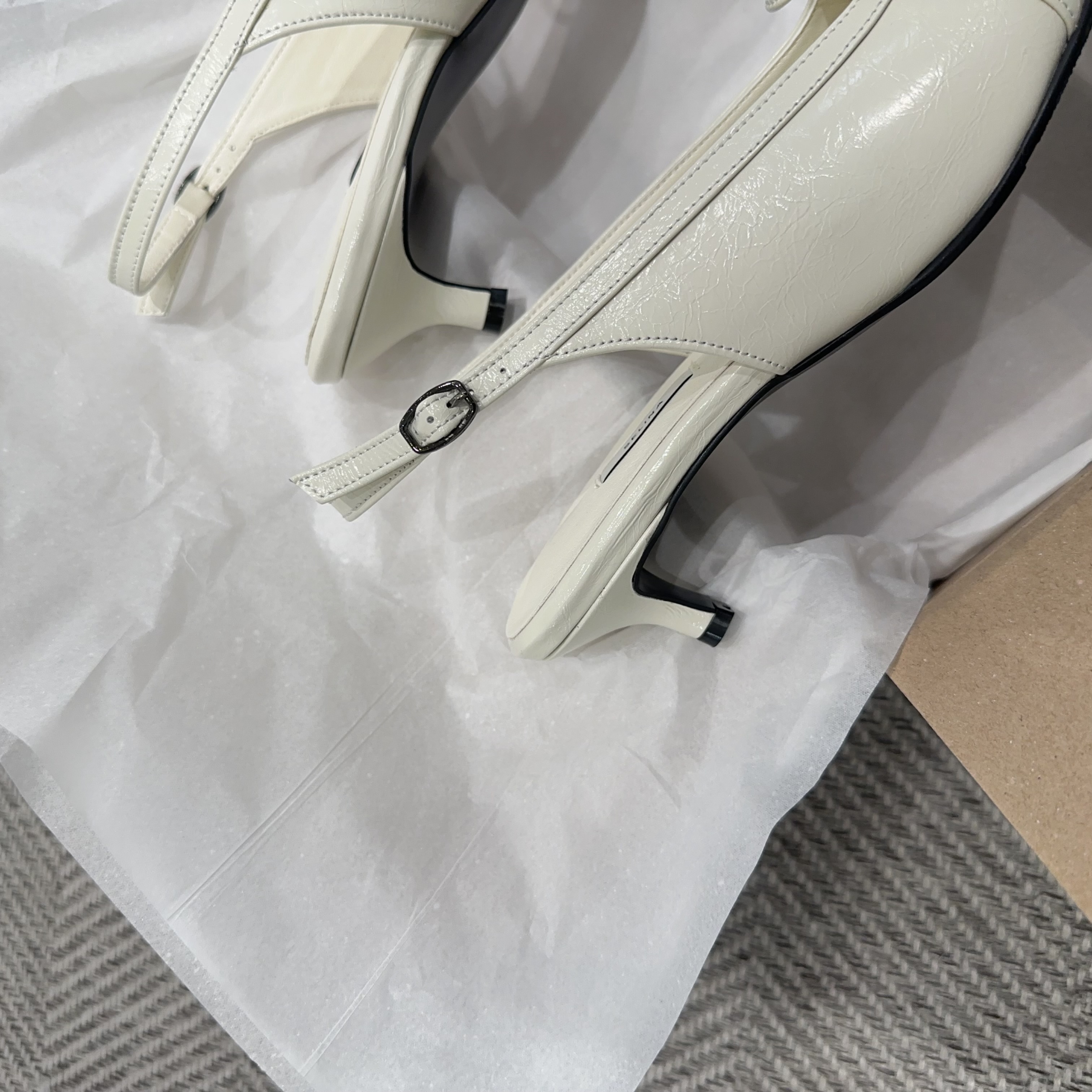 SELINA韓國代購女士新款時尚真品職業人氣熱賣休閑涼鞋拖鞋SELINA涼鞋/拖鞋