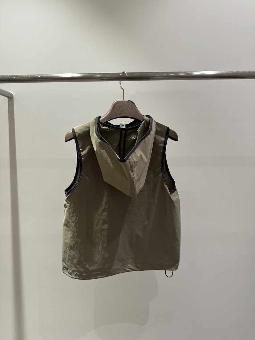 HUE/ERIA韓國東大門代購女裝新品熱賣人氣推薦休閑時尚馬甲HUE/ERIA馬甲