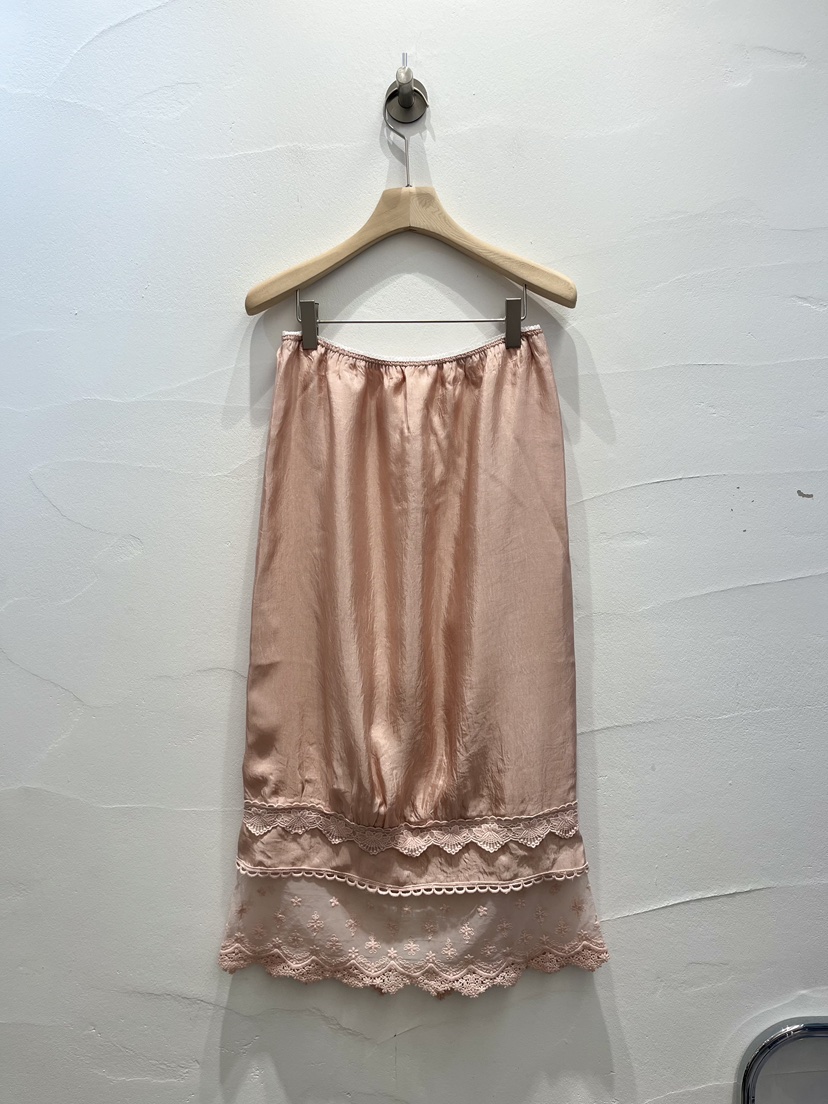 BROWN PAPER-S韓國直郵女裝新款職業半身裙中短裙復古蕾絲BROWN PAPER-S半身裙/中短裙圖色2