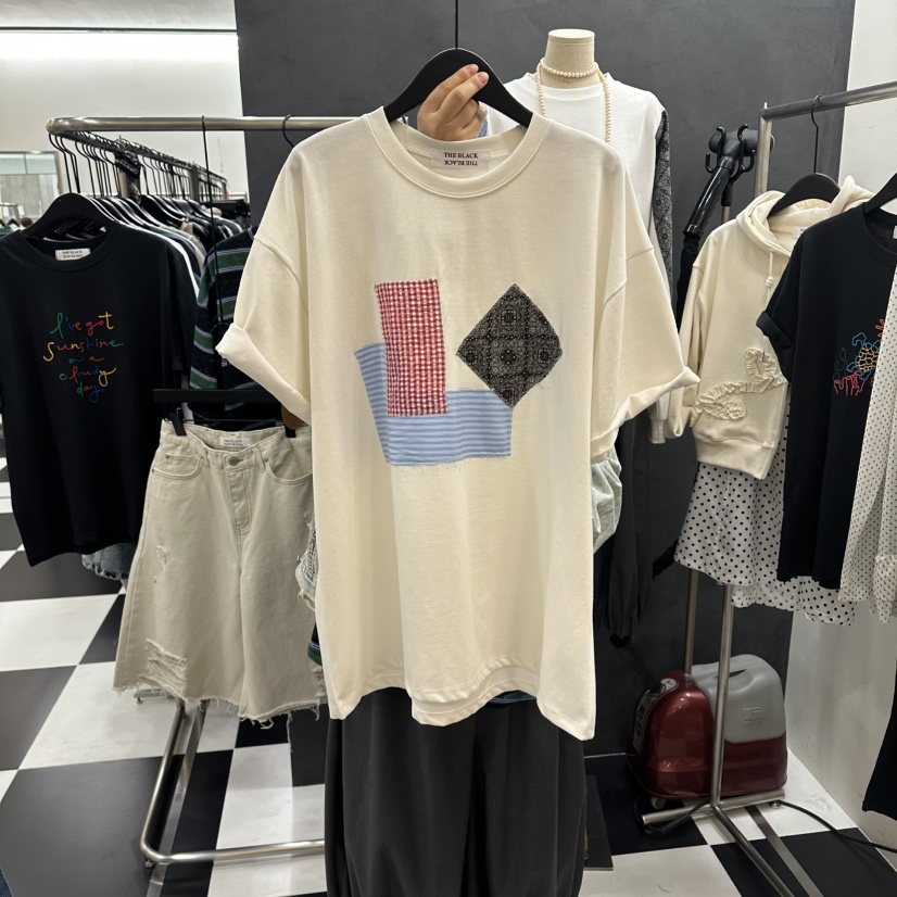 LADYBLACK/THE BLACK韓國代購女士新品休閑時尚T恤刺繡LADYBLACK/THE BLACKT恤圖色1