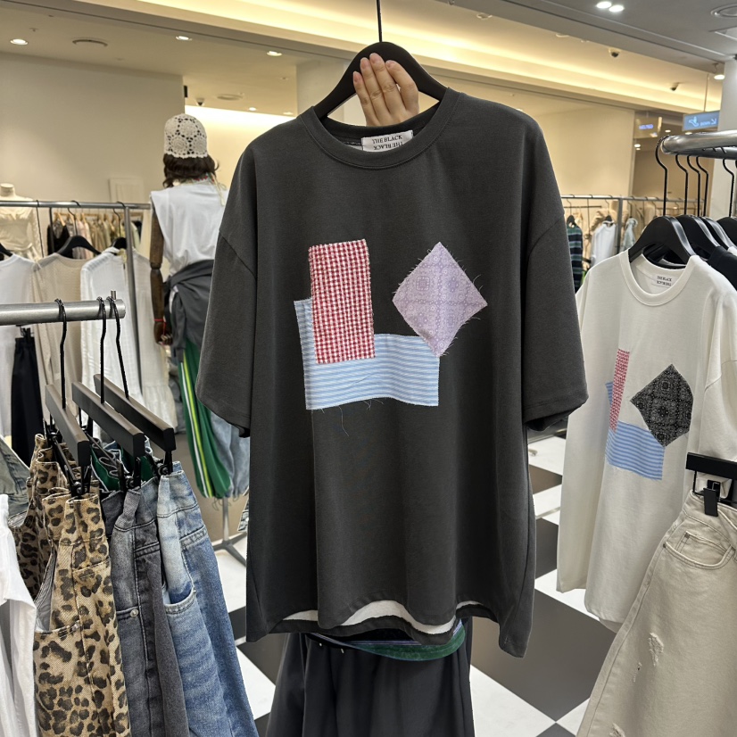 LADYBLACK/THE BLACK韓國代購女士新品休閑時尚T恤刺繡LADYBLACK/THE BLACKT恤圖色2