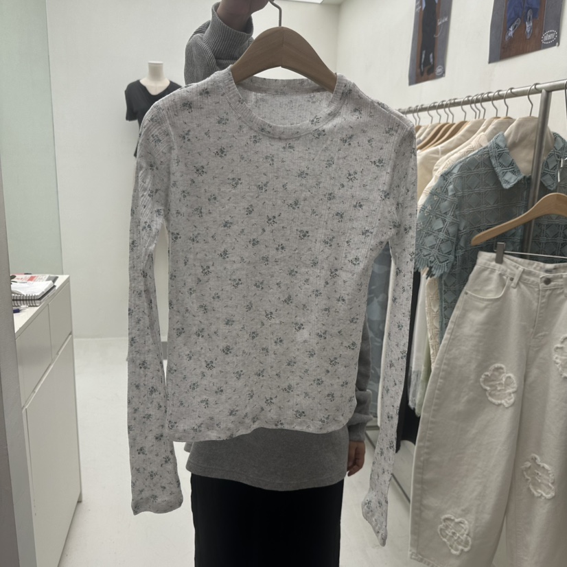 CHAV韓國直郵女裝新品26春夏推薦時尚休閑人氣職業長袖T恤CHAV長袖T恤圖色1藍色花