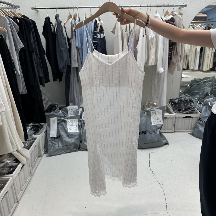 HUMMING BIRD韓國直郵女裝新款26春夏人氣時尚職業連衣裙HUMMING BIRD連衣裙圖色1