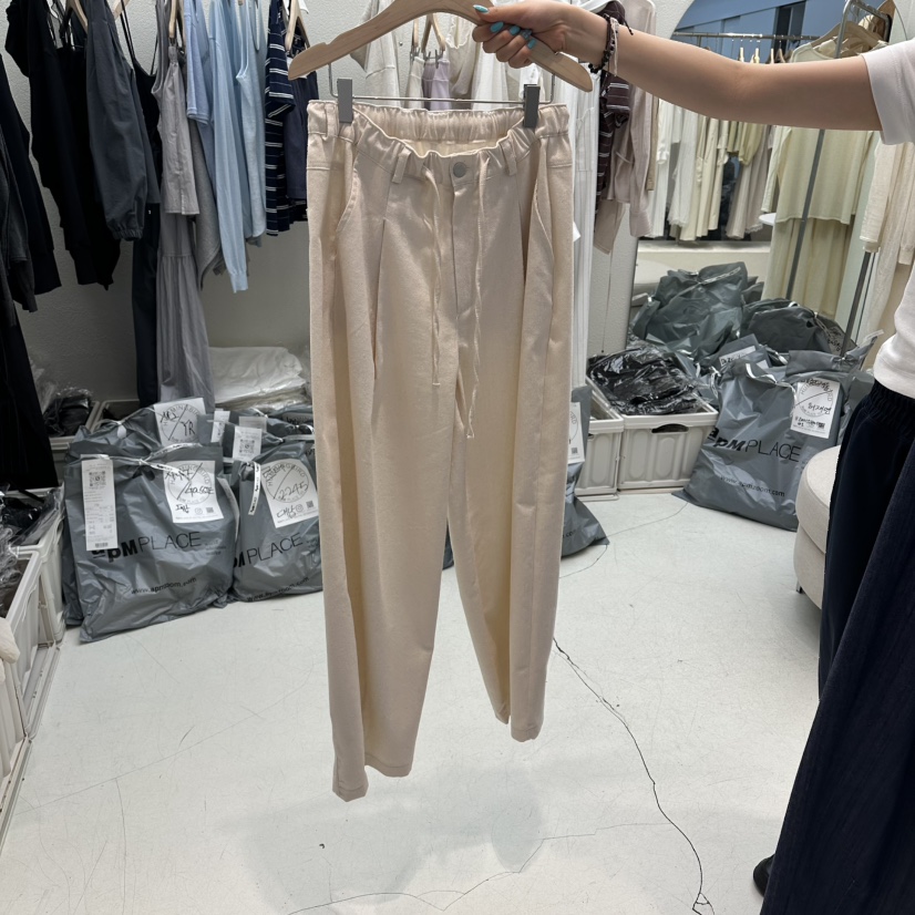 HUMMING BIRD韓國直郵實拍女裝新品時尚休閑職業熱賣休閑褲HUMMING BIRD休閑褲圖色1