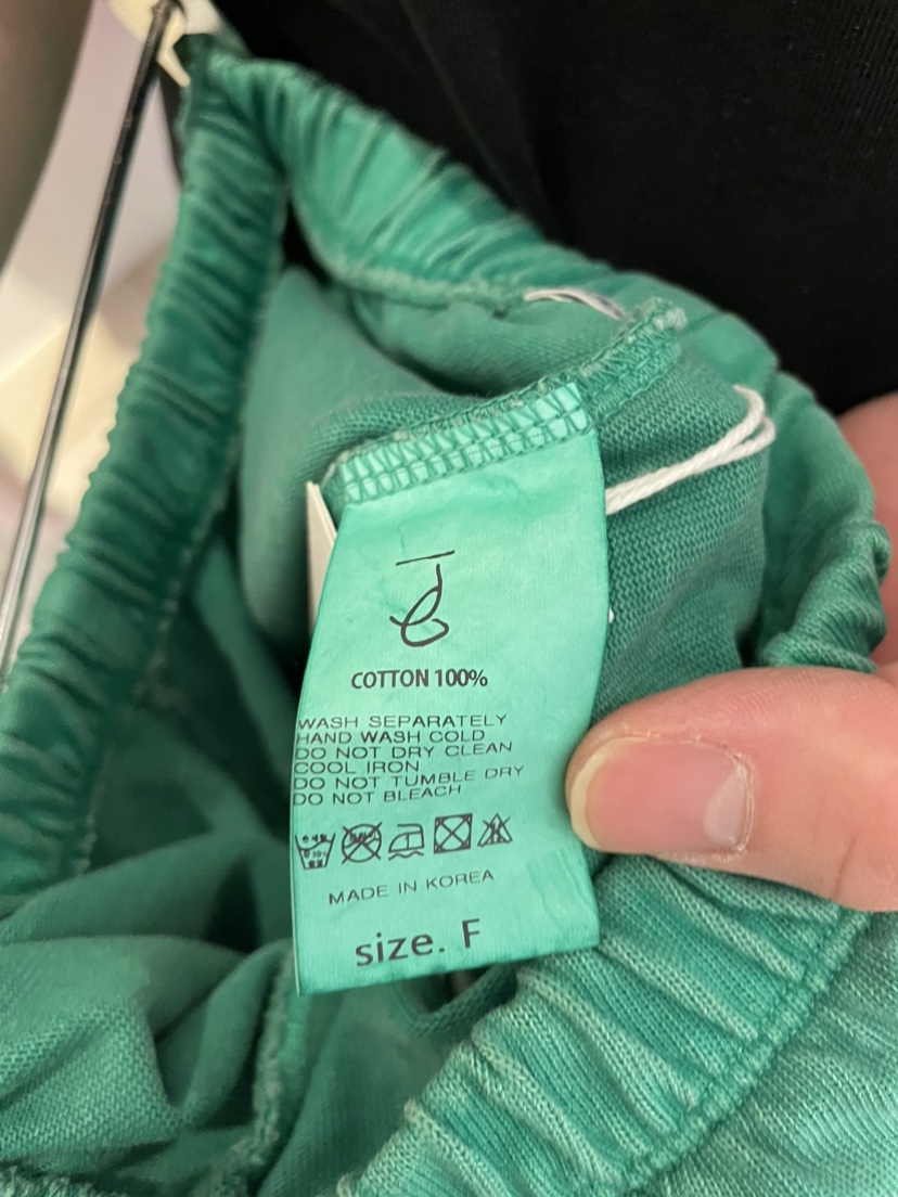 JEONG GAM STUDIOS韓國代購女裝新品時尚人氣推薦休閑短褲JEONG GAM STUDIOS短褲