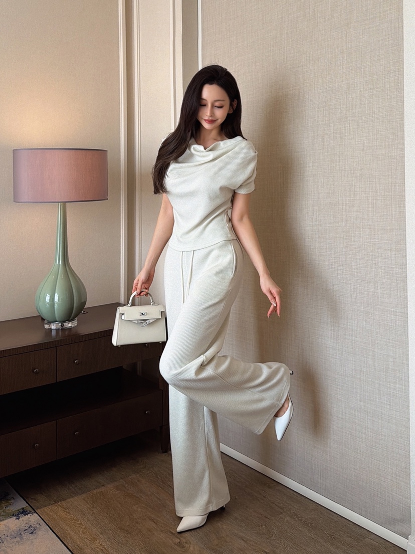 CLOTH韓國直郵實拍女士新款職業熱賣推薦人氣時尚休閑套裝CLOTH套裝