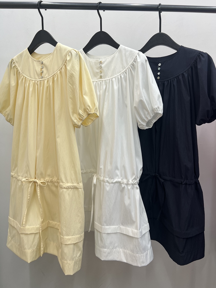 UNANSWERED-MYSTERY/FIFO韓國東大門直郵女士新品休閑連衣裙褶皺UNANSWERED-MYSTERY/FIFO連衣裙