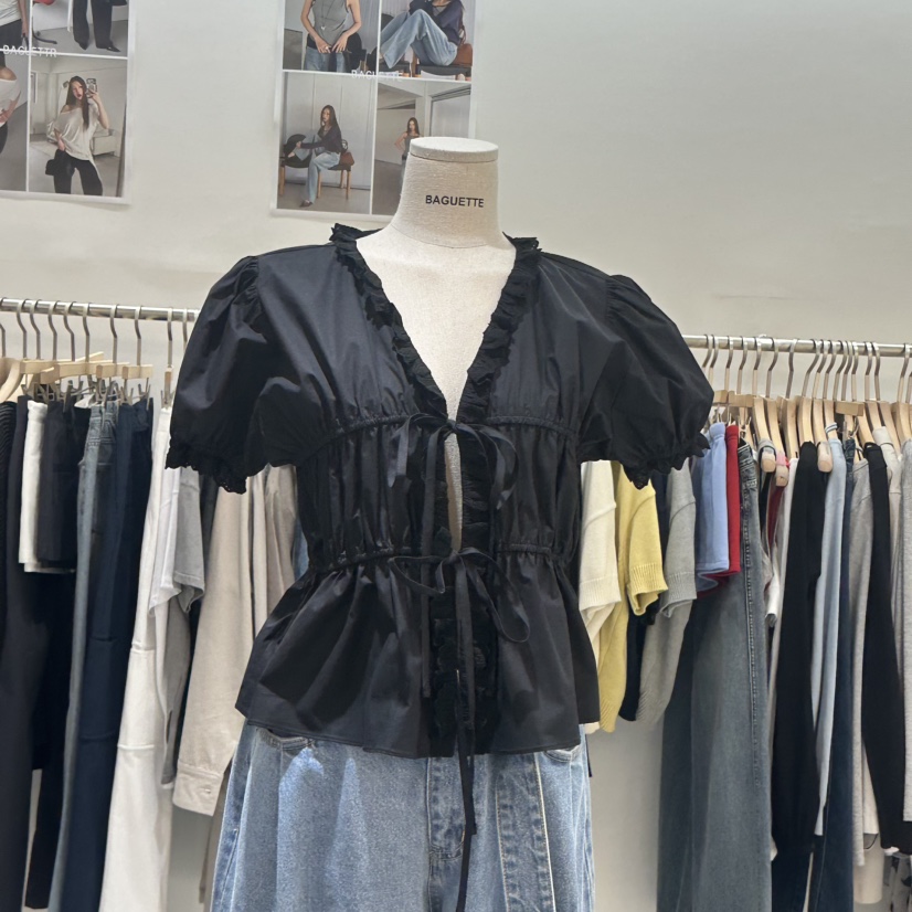 BAGUETTE-P韓國東大門代購女裝新品時尚26春夏襯衫蕾絲衫蕾絲BAGUETTE-P襯衫/蕾絲衫圖色2