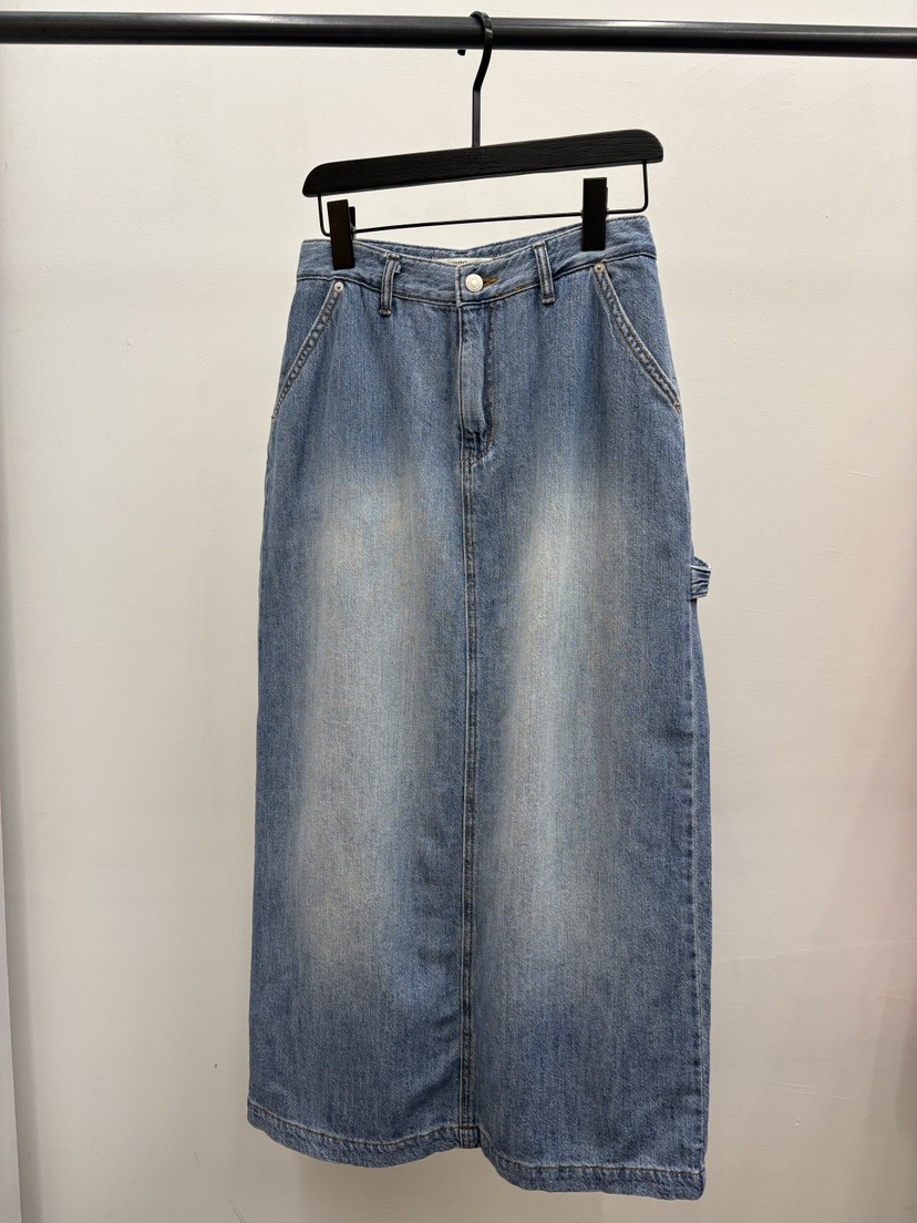 UNANSWERED-MYSTERY/FIFO韓國直郵女裝新品推薦時尚長裙UNANSWERED-MYSTERY/FIFO長裙圖色1