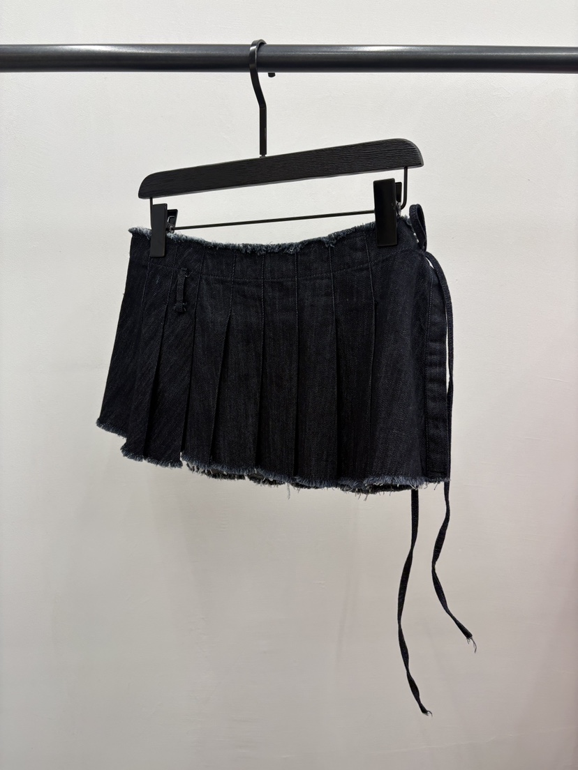 UNANSWERED-MYSTERY/FIFO韓國東大門直郵女裝新品26春夏短裙UNANSWERED-MYSTERY/FIFO短裙圖色1