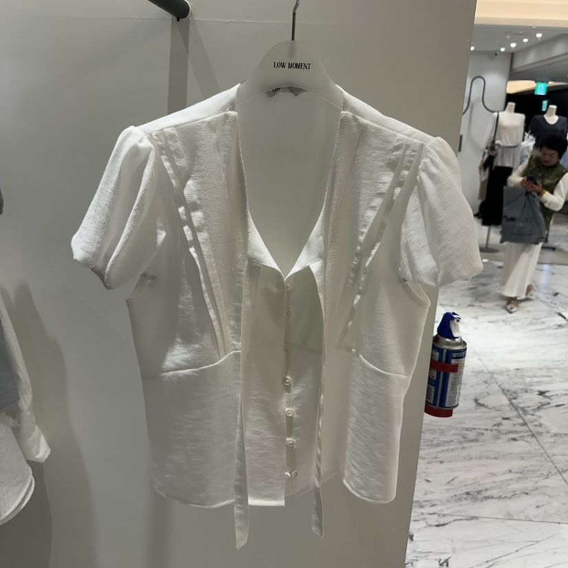 LOW MOMENT韓國東大門代購女士新款推薦26春夏襯衫蕾絲衫LOW MOMENT襯衫/蕾絲衫圖色1