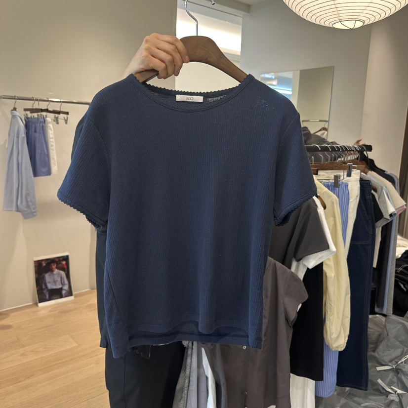 AGO韓國代購女裝新品人氣時尚熱賣休閑26春夏T恤刺繡修身AGOT恤圖色3深藍色
