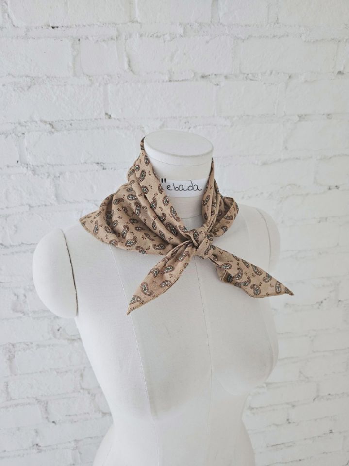 EBADA韓國直郵實拍女裝新品26春夏推薦人氣休閑熱賣圍巾披肩EBADA圍巾/披肩圖色3