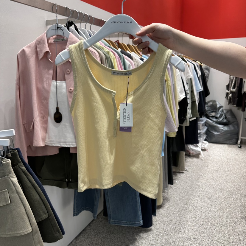 ATPZ韓國代購女士新品時尚休閑人氣吊帶背心不含內搭紐扣ATTENTION PLEAES吊帶/背心圖色2