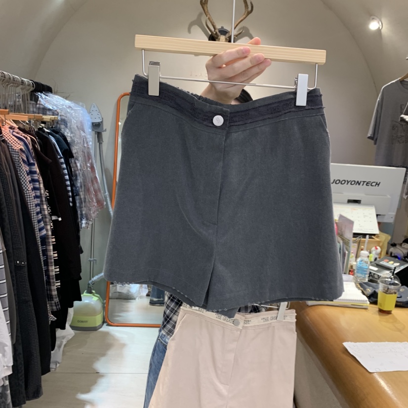 BLACKFRIDAY韓國東大門直郵女裝新款時尚人氣推薦熱賣短褲BLACK FRIDAY短褲圖色2