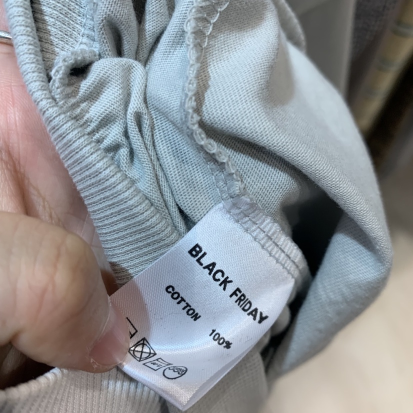 BLACKFRIDAY韓國東大門代購女士新品職業26春夏人氣長袖T恤BLACK FRIDAY長袖T恤