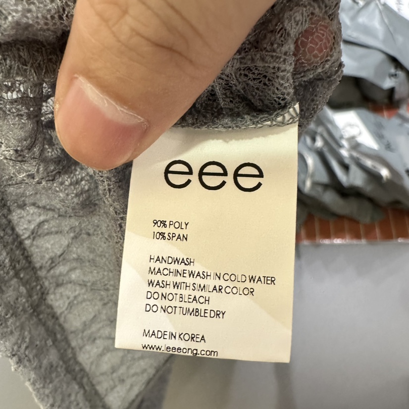 EEE韓國直郵女裝新款休閑職業熱賣推薦襯衫蕾絲衫拉鏈連帽衫EEE襯衫/蕾絲衫