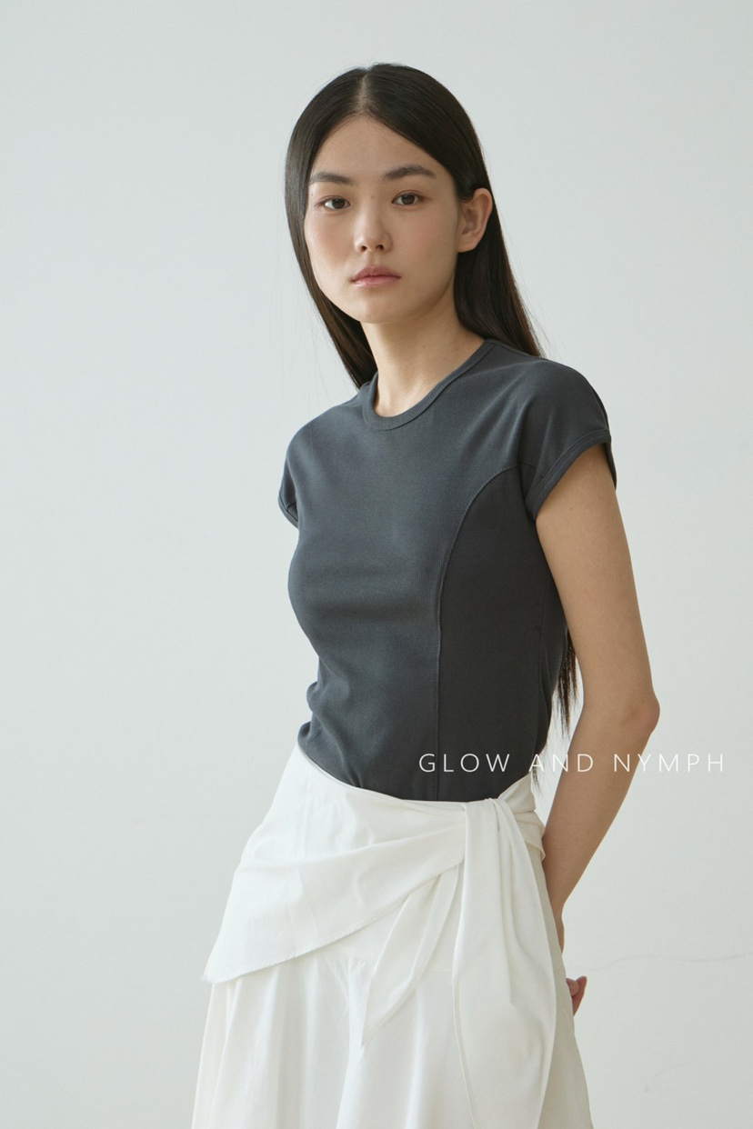 GLOW AND NYMPH韓國直郵實拍女裝新款熱賣26春夏休閑T恤GLOW AND NYMPHT恤