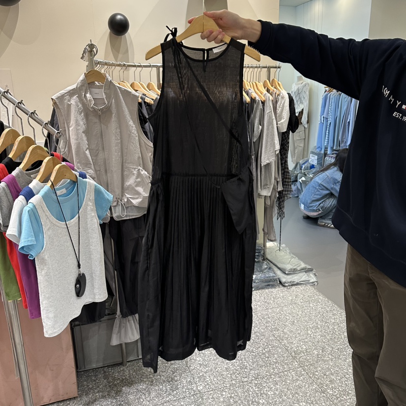 SOF韓國東大門代購女裝新品休閑26春夏連衣裙不含項鏈口袋褶裥SOF連衣裙圖色3