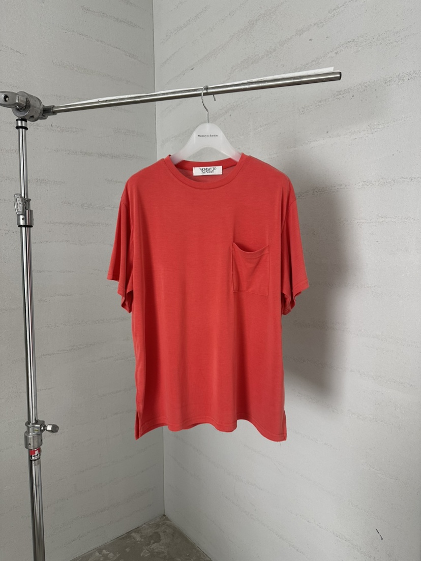 MONDAY TO SUNDAY韓國東大門直郵女裝新款休閑熱賣時尚T恤MONDAY TO SUNDAYT恤圖色3