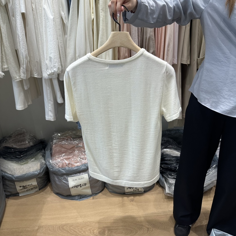 aube nunt韓國直郵女裝新款26春夏熱賣時尚人氣休閑職業T恤aube nuntT恤