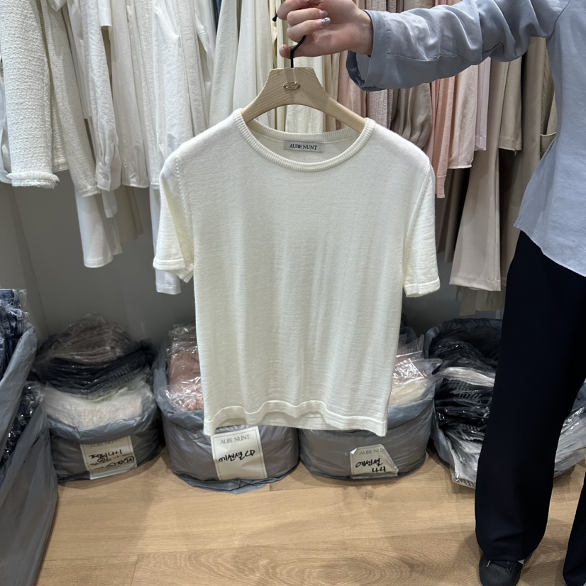 aube nunt韓國直郵女裝新款26春夏熱賣時尚人氣休閑職業T恤aube nuntT恤圖色1