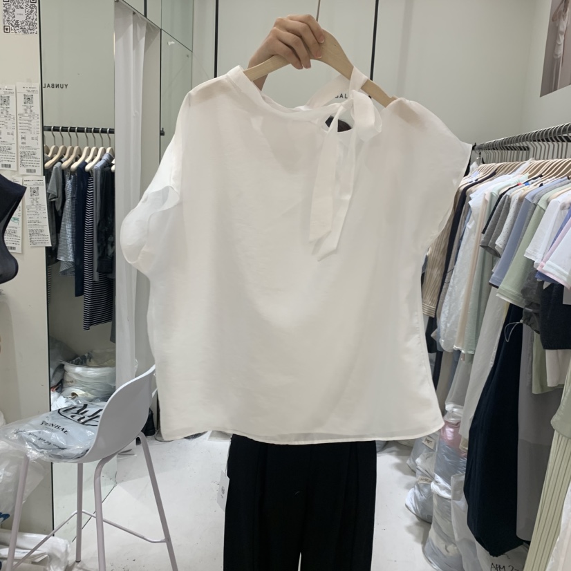 YUNBAL韓國東大門直郵女士新品熱賣推薦襯衫蕾絲衫不對稱YUNBAL襯衫/蕾絲衫圖色2