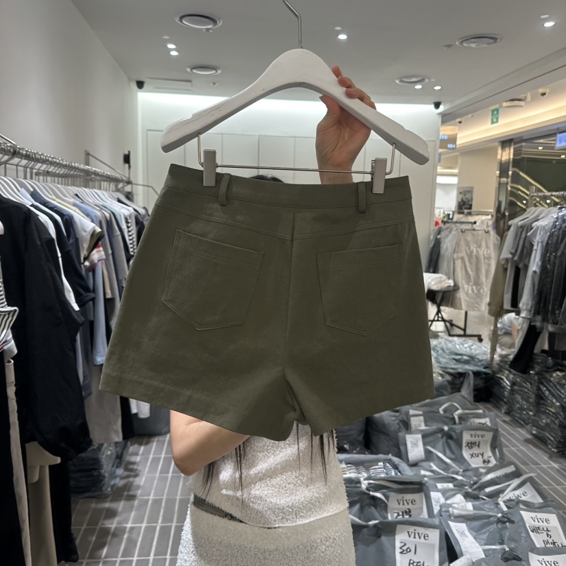VIVE韓國代購女裝新款時尚推薦職業26春夏熱賣人氣休閑短褲VIVE短褲