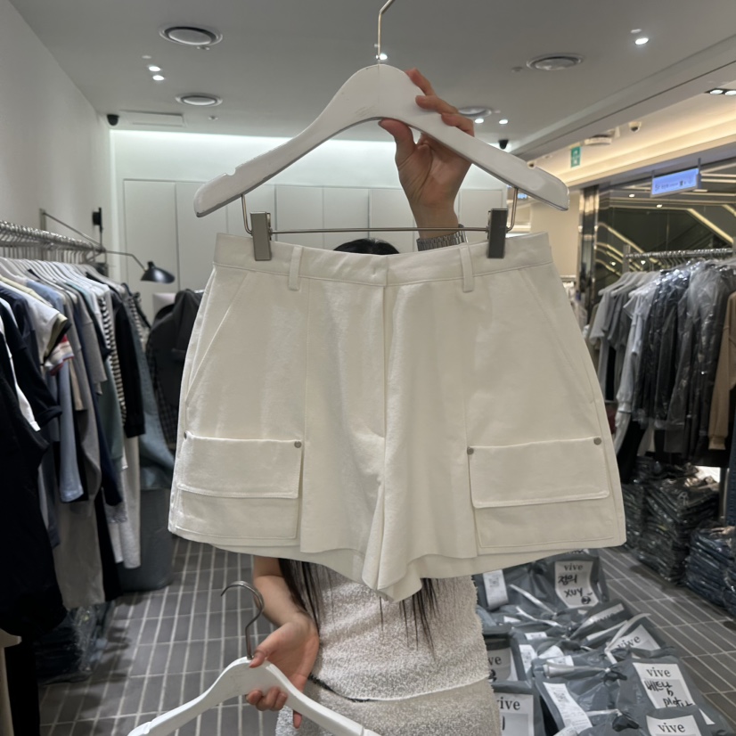 VIVE韓國代購女裝新款時尚推薦職業26春夏熱賣人氣休閑短褲VIVE短褲圖色2