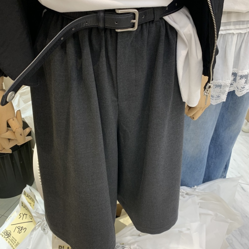 BLACKFRIDAY韓國東大門直郵女士新款26春夏推薦熱賣職業短褲BLACK FRIDAY短褲圖色2