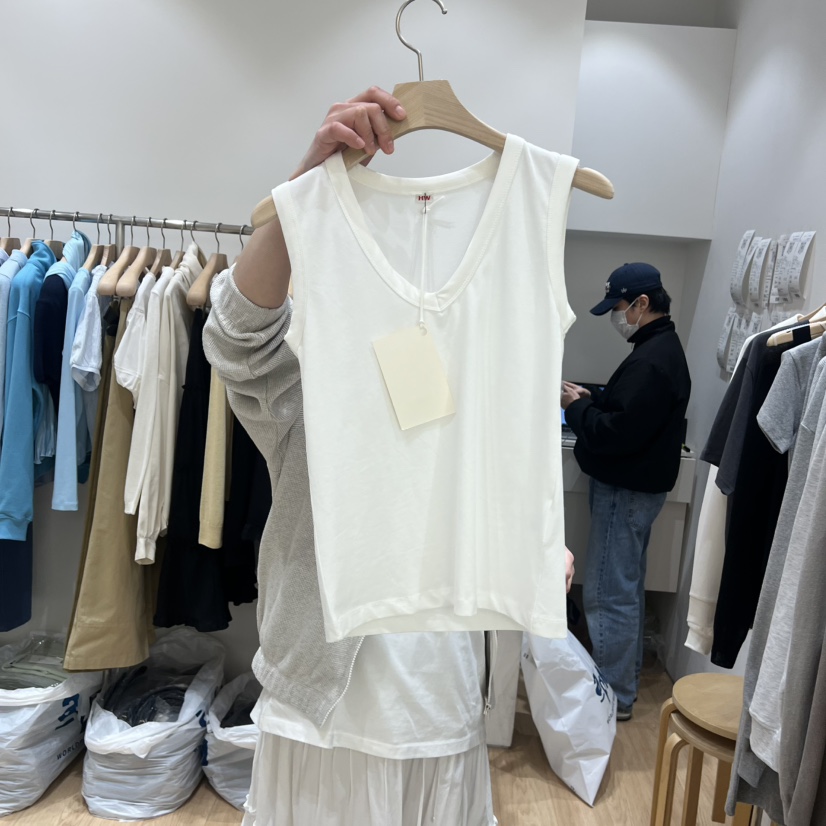 HAUS-A韓國代購女裝新品推薦26春夏休閑人氣吊帶背心V領HAUSWOMEN吊帶/背心圖色1