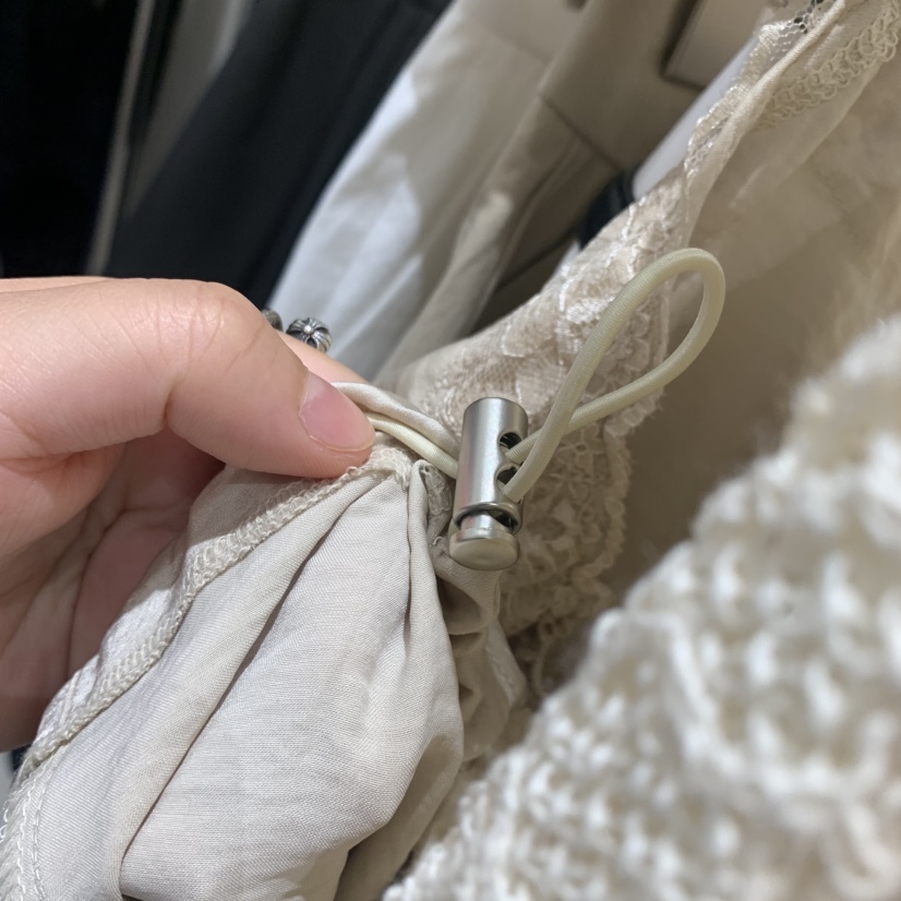 CHAE韓國東大門直郵女裝新款時尚推薦人氣26春夏吊帶背心蕾絲CHAE吊帶/背心