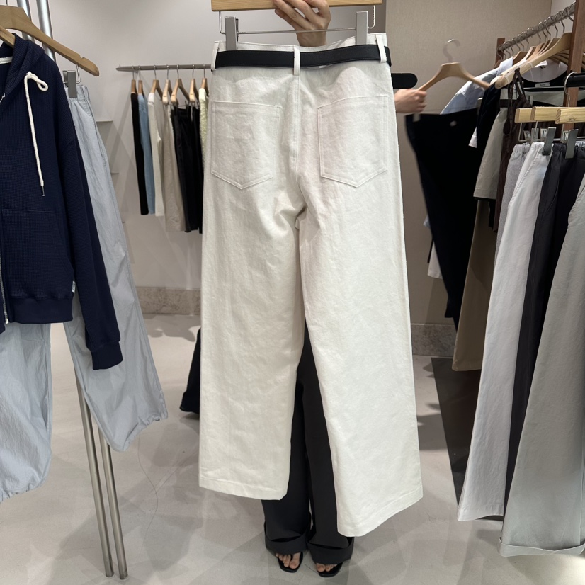 ANDMORE BUTTON韓國直郵實拍女士新品推薦休閑褲不含腰帶ANDMORE BUTTON休閑褲