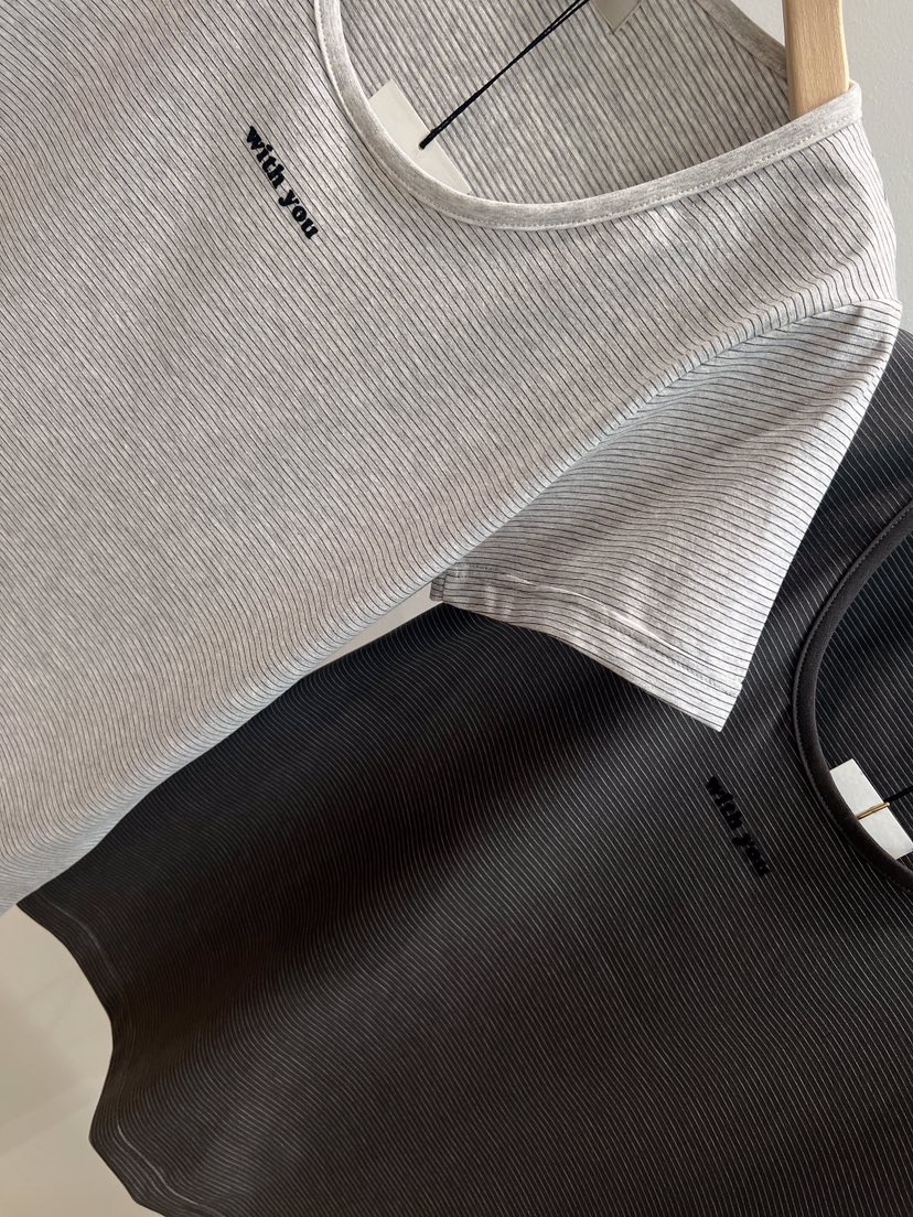 GLAD SOME韓國代購女裝新品休閑推薦職業時尚人氣熱賣T恤GLAD SOMET恤