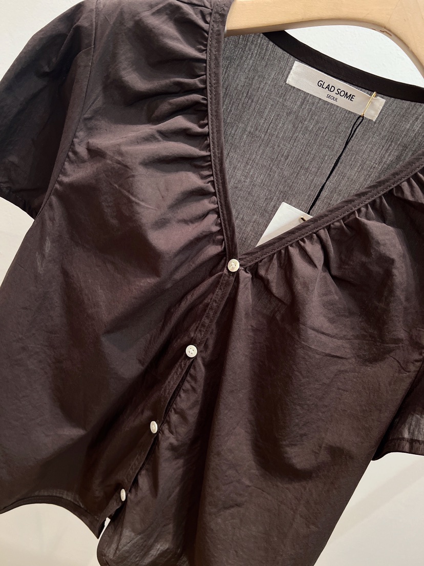 GLAD SOME韓國直郵實拍女士新款熱賣推薦人氣襯衫蕾絲衫GLAD SOME襯衫/蕾絲衫