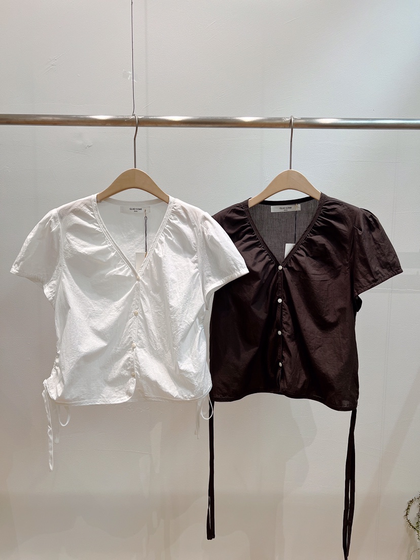 GLAD SOME韓國直郵實拍女士新款熱賣推薦人氣襯衫蕾絲衫GLAD SOME襯衫/蕾絲衫圖色2左二色