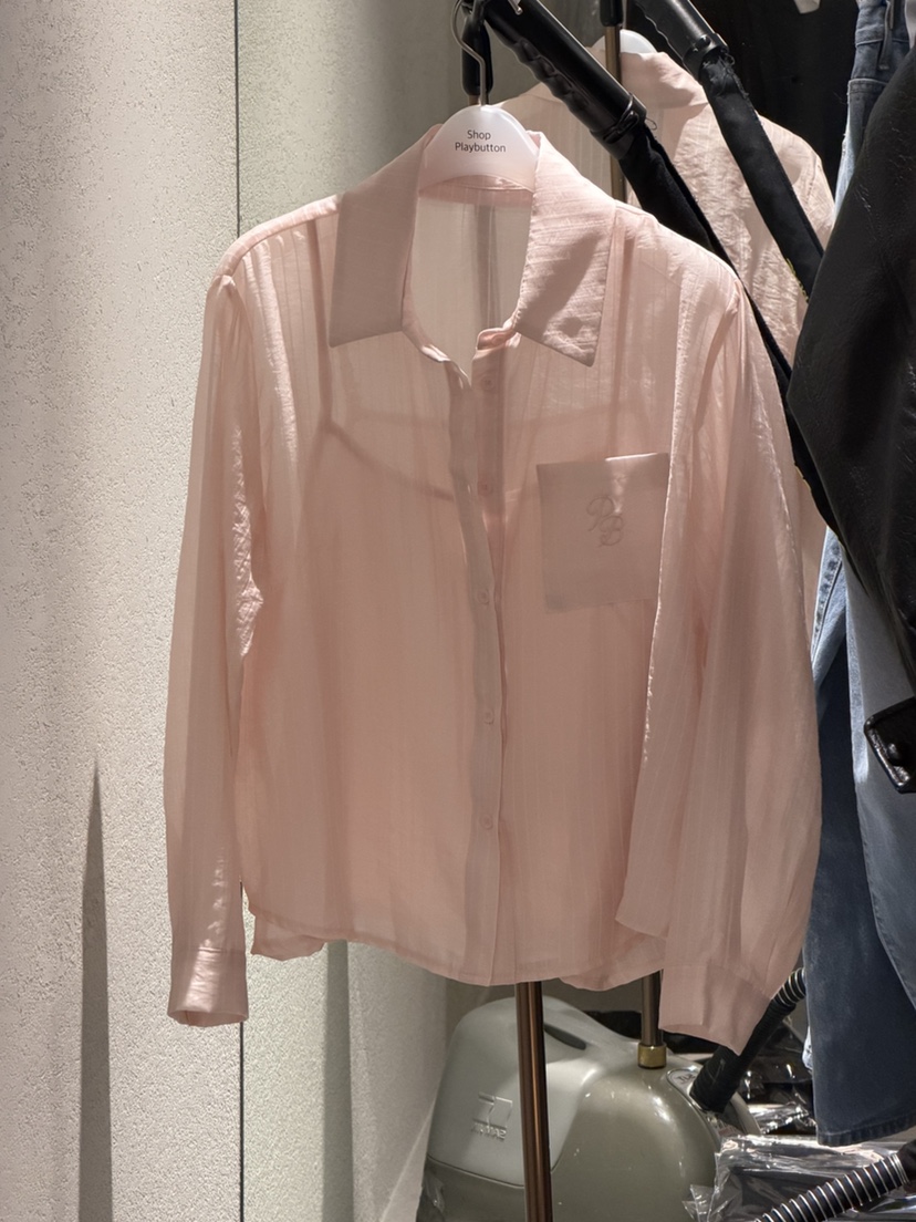 PLAYBUTTON-P韓國東大門直郵女裝新款26春夏熱賣襯衫蕾絲衫PLAYBUTTON襯衫/蕾絲衫